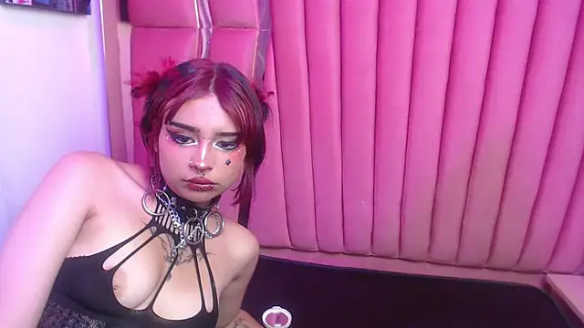 Sophie Jhoms online show from November 7, 4:29 am