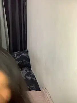 AngelHille online show from November 11, 7:55 pm