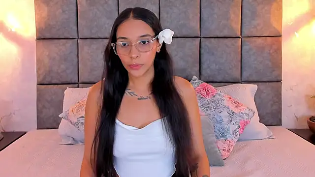 Roseaurora online show from July 5, 11:16 am