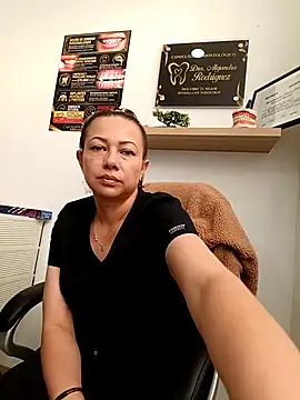 Madisson-04  online show from July 31, 11:44 am