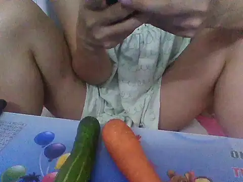 YukiLy online show from October 12, 9:28 pm