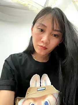 Snapshot of Almond-cute chatting on September 24, 1:21 pm Almond-cute online show from September 24, 1:21 pm