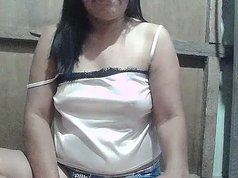 hotmama 063 online show from June 4, 9:41 pm