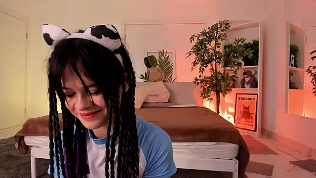 Snapshot of Sima_Wendy chatting on October 17, 6:27 am Sima Wendy online show from October 17, 6:27 am
