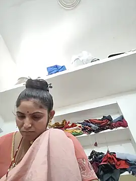 LUCKY cut online show from June 22, 3:25 am