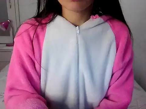 Taylormegan online show from July 7, 1:36 pm