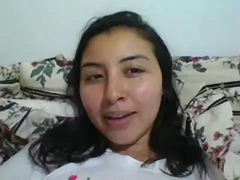 Snapshot of _Romilly_ chatting on October 12, 3:31 am  Romilly  online show from October 12, 3:31 am