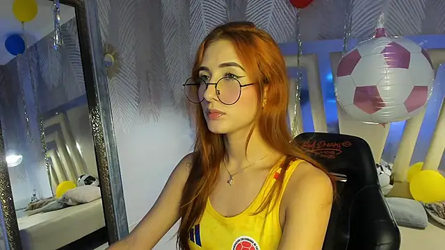 ValerySkinnyy online show from June 25, 3:39 am
