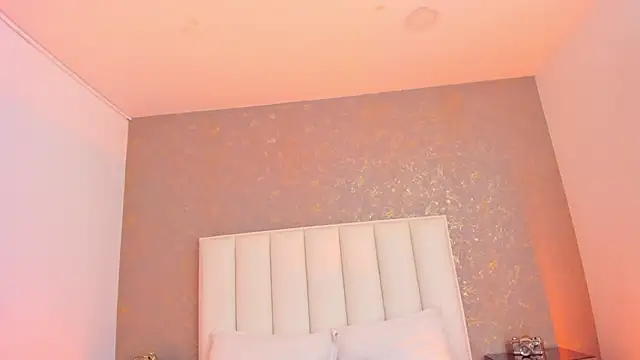 KaylieBrooks online show from March 10, 7:40 pm