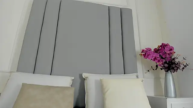 CannelaSmith online show from July 14, 5:39 pm