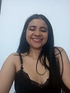 ValerieLove  online show from November 8, 9:31 pm