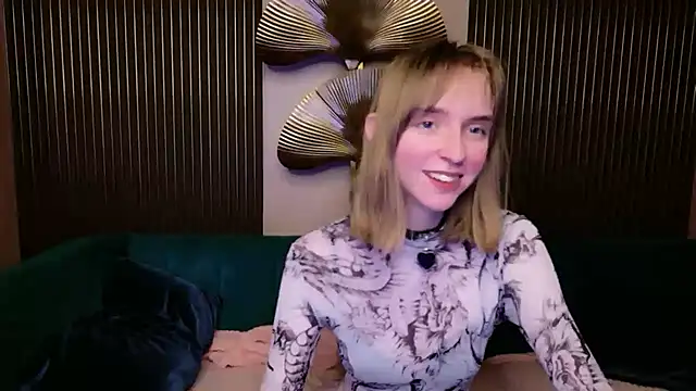 Beverly Gomes online show from January 17, 9:44 pm