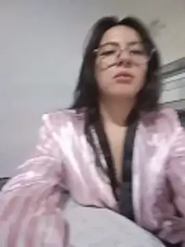 Bella Sumers online show from June 17, 7:26 pm