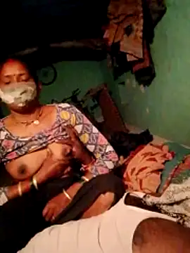 CUTE-004 online show from October 7, 3:49 pm