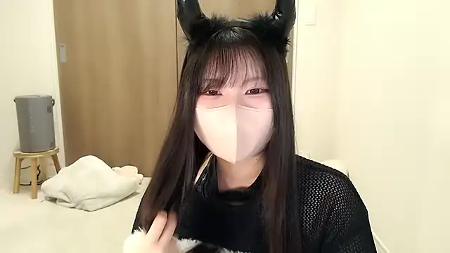 moka-neko online show from October 31, 11:47 am