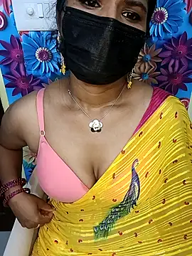 Snapshot of Divya_Spandhana_90 chatting on October 9, 5:50 pm Divya Spandhana 90 online show from October 9, 5:50 pm