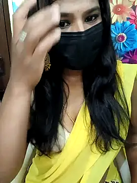 Snapshot of Divya_Spandhana_90 chatting on October 12, 5:15 pm Divya Spandhana 90 online show from October 12, 5:15 pm