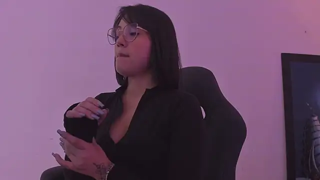 AnnaraLein online show from November 28, 3:42 am