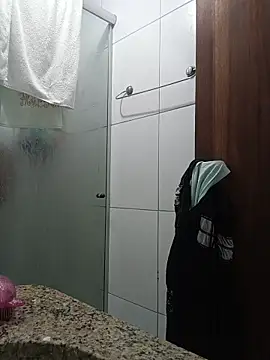 ApenasLys online show from December 4, 11:38 pm