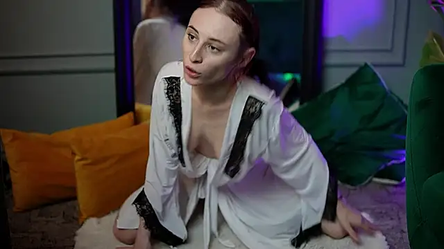 SaraiAngel online show from November 27, 10:01 pm