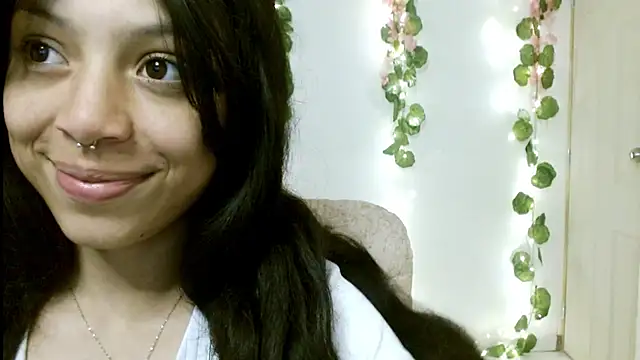 Snapshot of EIVIY1609 chatting on October 10, 2:22 pm EIVIY1609 online show from October 10, 2:22 pm