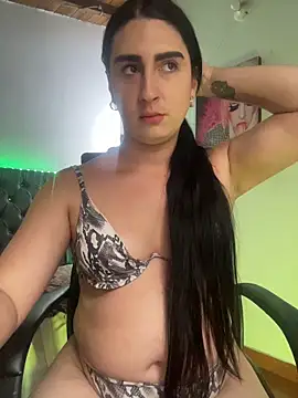 lola diez online show from June 9, 10:31 pm