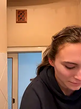 SophiiaStarr online show from November 11, 12:35 pm