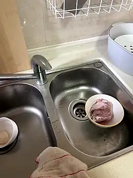 smgirls online show from December 14, 4:07 am