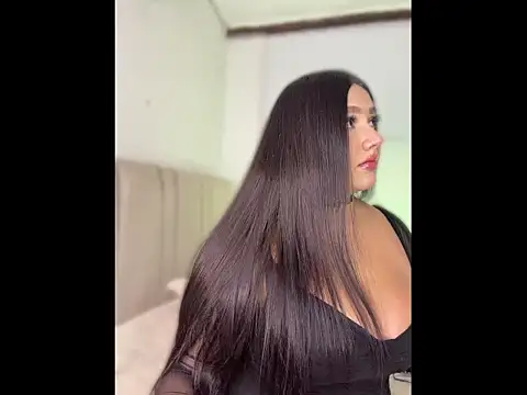 HilaryBlaze online show from July 28, 4:54 am