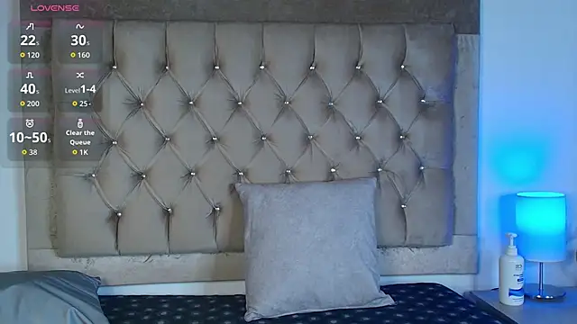 Snapshot of perla77 chatting on September 20, 8:07 pm perla77 online show from September 20, 8:07 pm