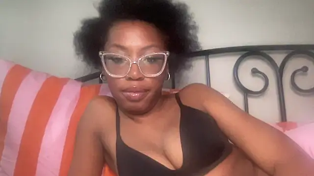 popasprincess online show from May 20, 3:20 pm