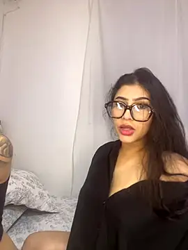 Snapshot of Sweet_and_Rous0 chatting on October 27, 3:46 am Sweet and Rous0 online show from October 27, 3:46 am