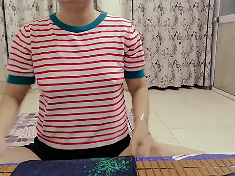 Ami 8x online show from September 12, 3:41 pm