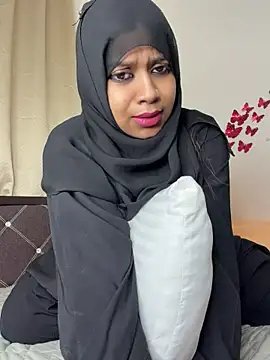 SpicykhalifaX online show from July 28, 6:20 pm