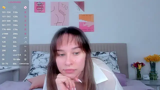  Alissaa online show from April 6, 10:38 am