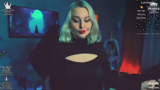 Wounded Goddess  online show from December 19, 5:32 am