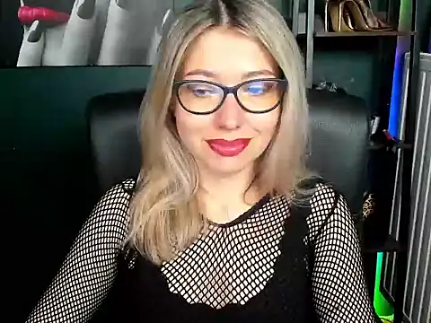 loveHeidi online show from July 13, 4:35 am
