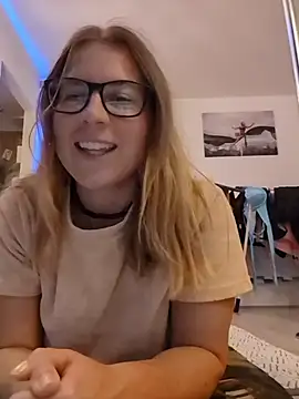 story of sarah online show from July 19, 8:33 pm