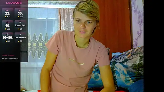 SaraSnow  online show from September 25, 6:06 pm