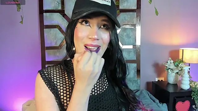 Electra Gosselin online show from June 20, 1:53 am