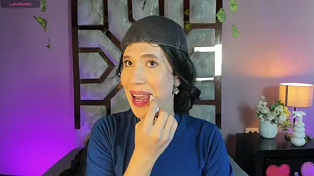 Electra Gosselin online show from June 26, 8:54 pm
