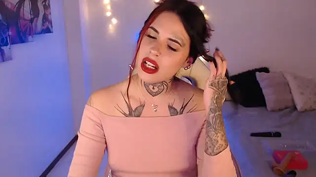 Maddy Vicius19 online show from March 5, 1:56 am