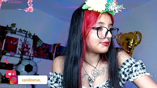 carolinerue online show from June 20, 4:49 am