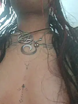 carolinerue online show from July 20, 7:58 pm