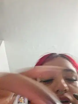 carolinerue online show from July 20, 1:41 am