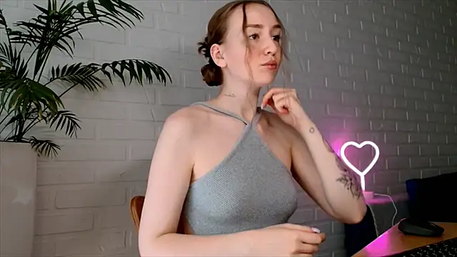 WhitePrincessLuna online show from July 23, 12:35 pm