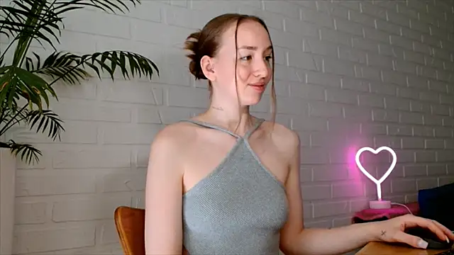 WhitePrincessLuna online show from July 9, 12:18 pm