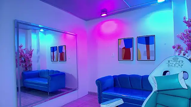 Black roseee online show from March 14, 4:02 am