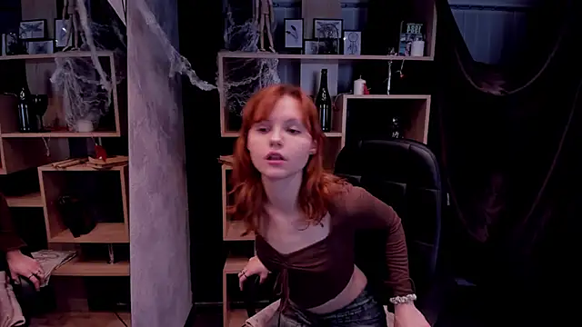 AlisHanson online show from November 4, 3:06 pm