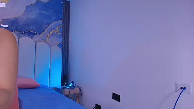 abbyrouss  online show from March 11, 3:11 am